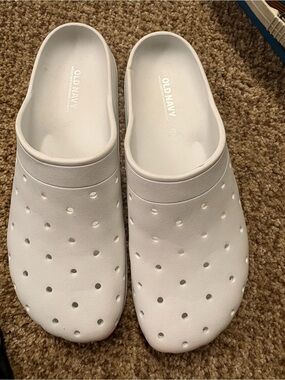 Old Navy White Perforated Slip-On Clogs
